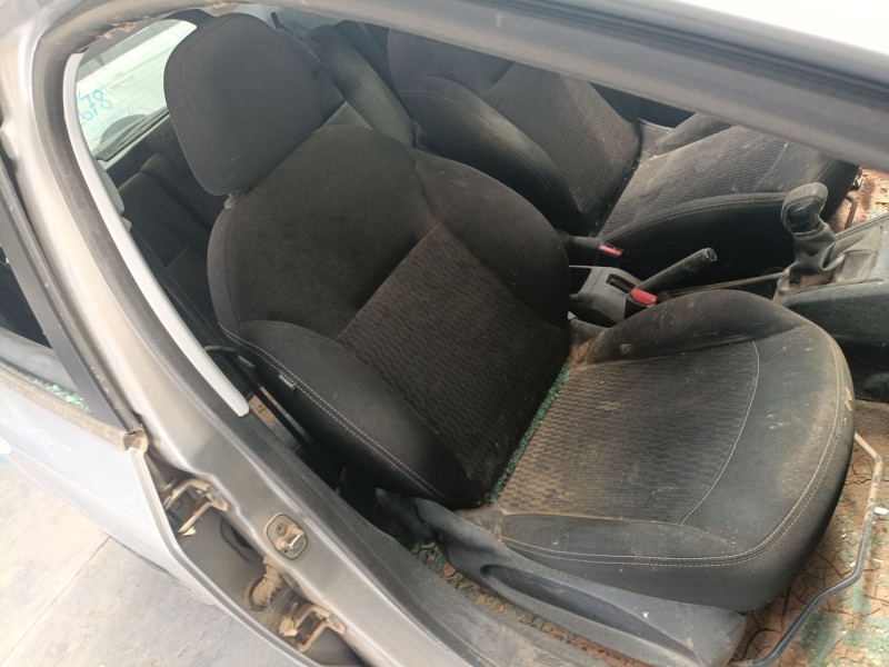 peugeot 208 i (ca_, cc_) del año 2018