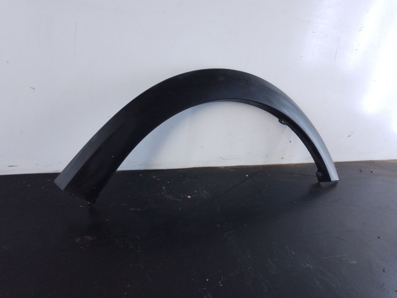 Recambio de aletin delantero derecho para dacia sandero stepway referencia OEM IAM   