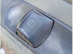 MANDO ELEVALUNAS DELANTERO DERECHO 