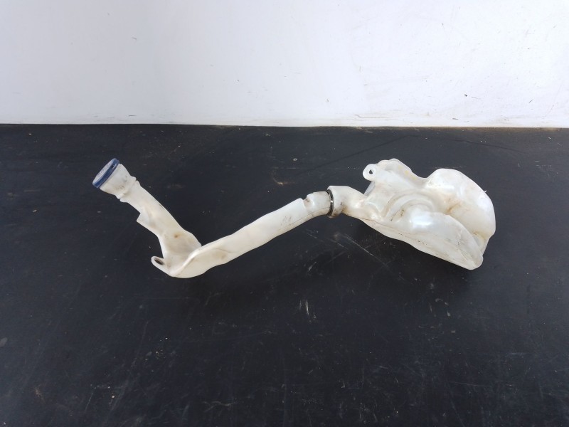 Recambio de deposito limpia para citroën c3 live referencia OEM IAM   