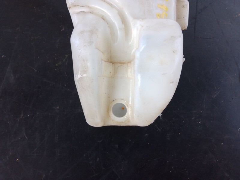 Recambio de deposito limpia para citroën c3 live referencia OEM IAM   