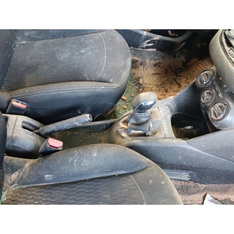 Recambio de consola central para peugeot 208 i (ca_, cc_) 1.2 vti 82 referencia OEM IAM   