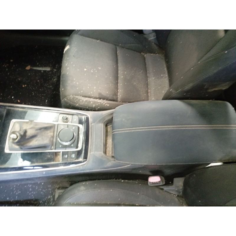 Recambio de consola central para mazda cx-30 (dm) skyactiv-g m hybrid referencia OEM IAM   
