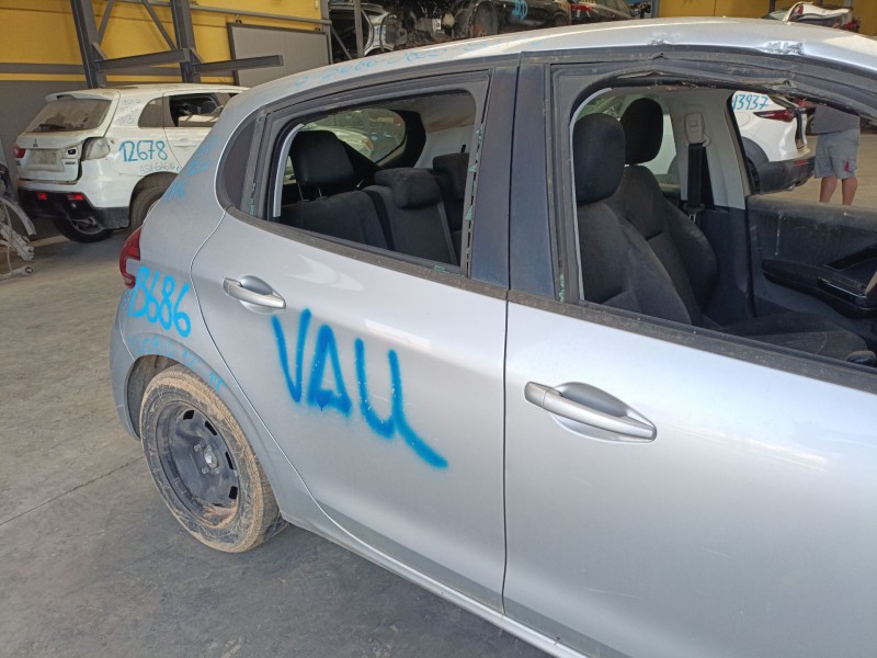 Recambio de puerta trasera derecha para peugeot 208 i (ca_, cc_) 1.2 vti 82 referencia OEM IAM   