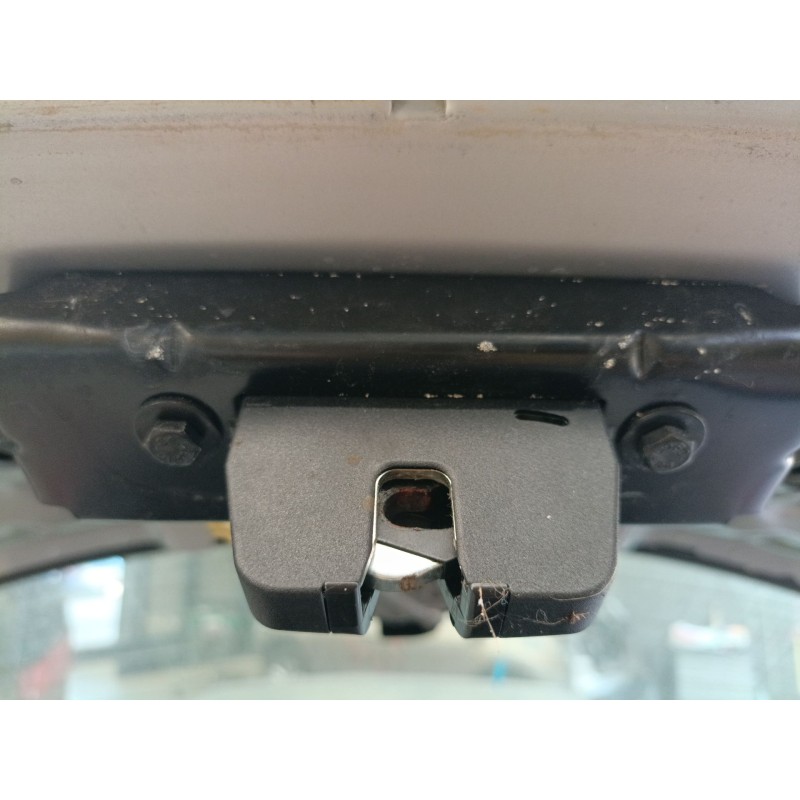Recambio de cerradura maletero / porton para peugeot 208 i (ca_, cc_) 1.2 vti 82 referencia OEM IAM   
