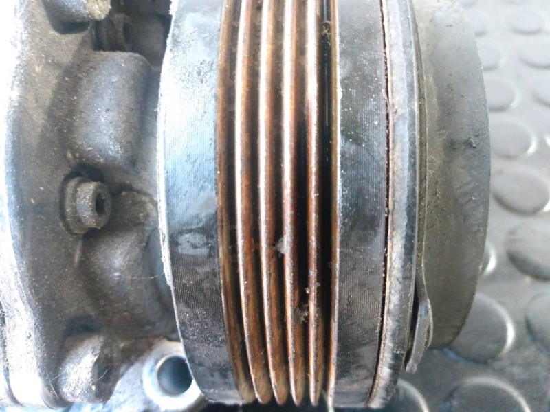 Recambio de compresor aire acondicionado para bmw serie 3 berlina (e46) 320d referencia OEM IAM 64528386650  