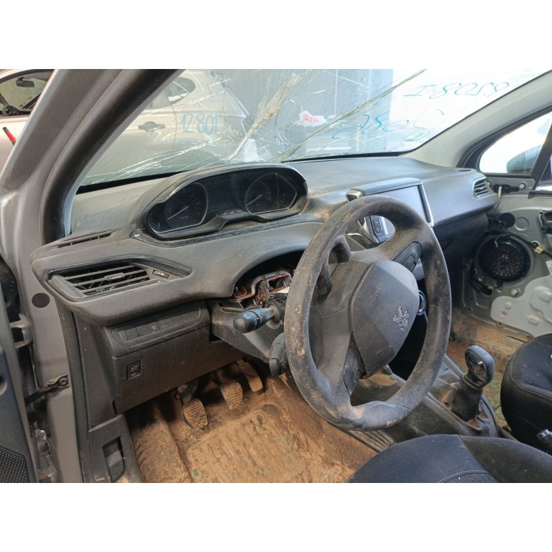 Recambio de salpicadero para peugeot 208 i (ca_, cc_) 1.2 vti 82 referencia OEM IAM   