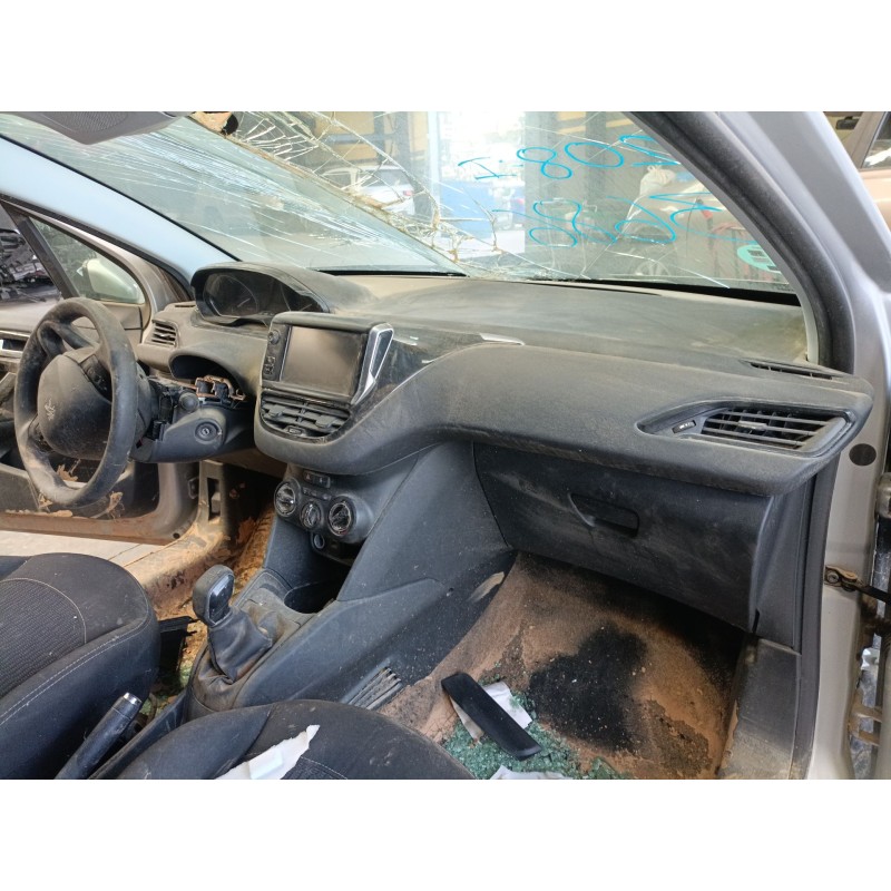Recambio de salpicadero para peugeot 208 i (ca_, cc_) 1.2 vti 82 referencia OEM IAM   