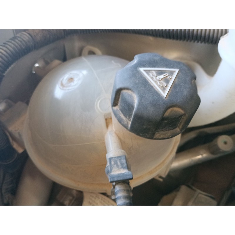 Recambio de deposito expansion para peugeot 208 i (ca_, cc_) 1.2 vti 82 referencia OEM IAM   