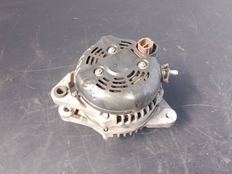 Recambio de alternador para hyundai santa fé iii (dm, dma) 2.2 crdi 4wd referencia OEM IAM   