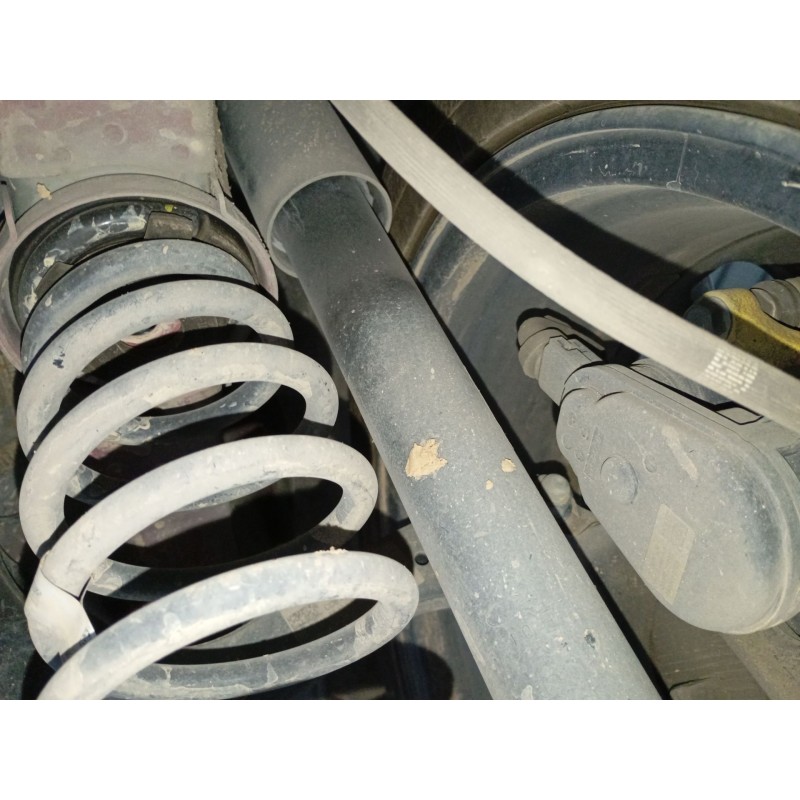 Recambio de amortiguador trasero derecho para kia ceed (cd) 1.4 t-gdi referencia OEM IAM   