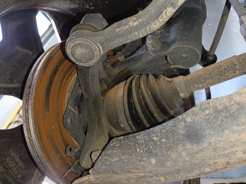 Recambio de mangueta delantera izquierda para renault captur i (j5_, h5_) 0.9 tce 90 referencia OEM IAM   