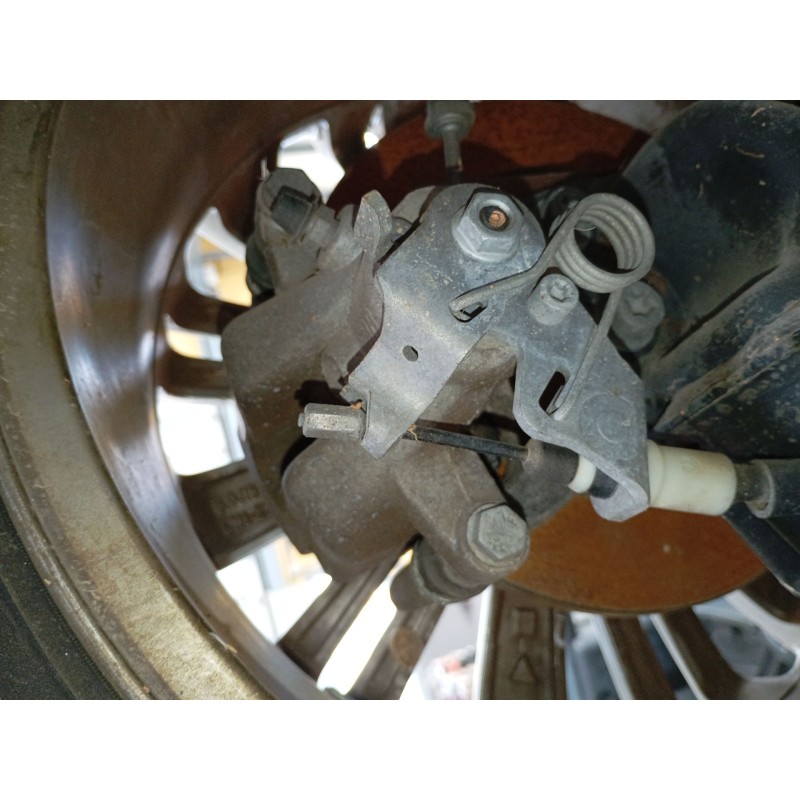Recambio de pinza freno trasera izquierda para peugeot 208 i (ca_, cc_) 1.2 thp 110 referencia OEM IAM   