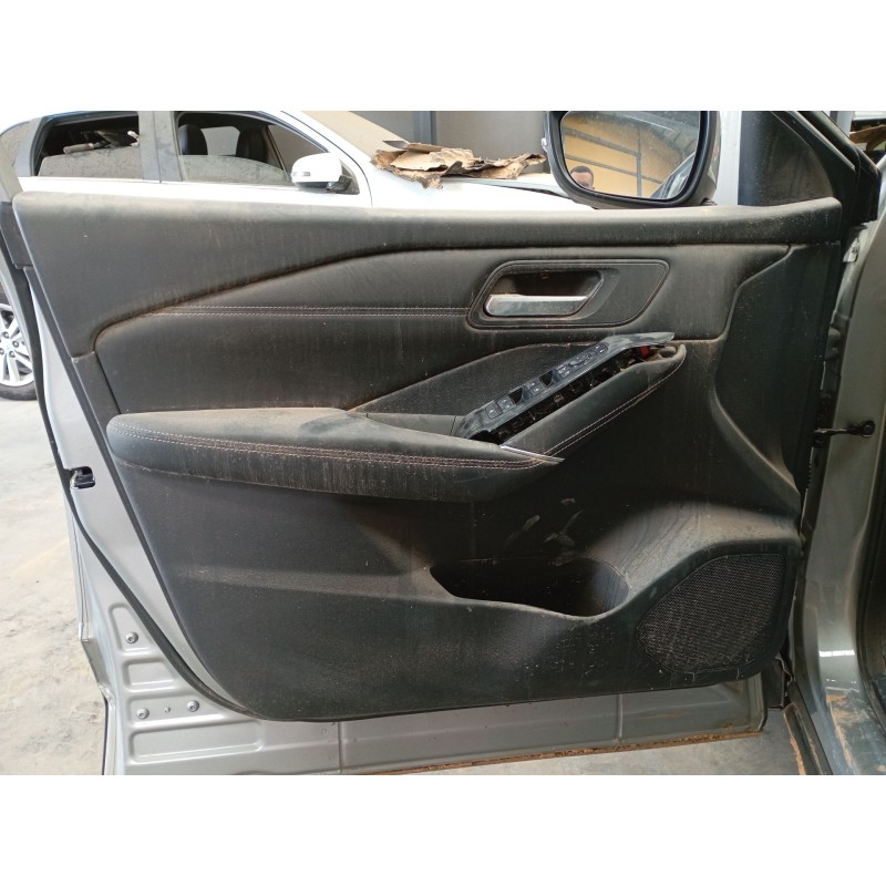 Recambio de guarnecido puerta delantera izquierda para nissan qashqai iii (j12) 1.5 vc-t referencia OEM IAM   