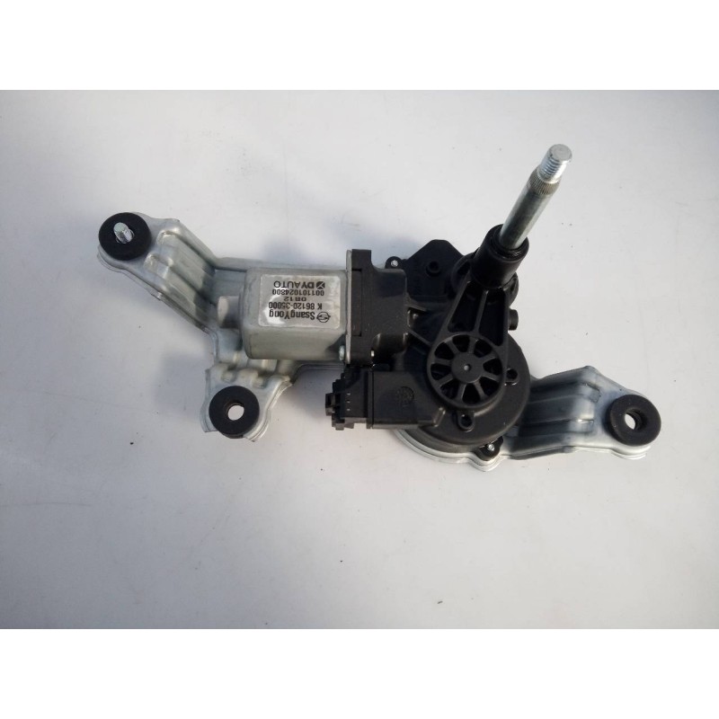 Recambio de motor limpia trasero para ssangyong tivoli limited 4x2 referencia OEM IAM K8612035000 0B12 