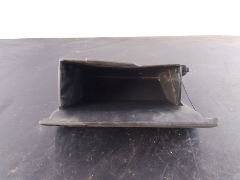 Recambio de guantera para volkswagen caddy furgón/kombi maxi kombi bmt referencia OEM IAM   P2-A2-3