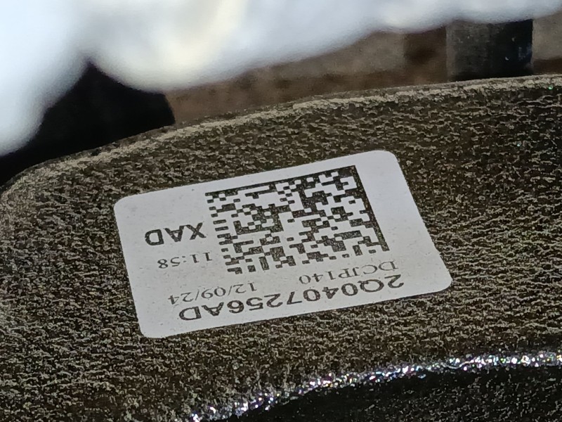 Recambio de mangueta delantera derecha para skoda kamiq (nw4) 1.5 tsi referencia OEM IAM 2Q0407256AD  