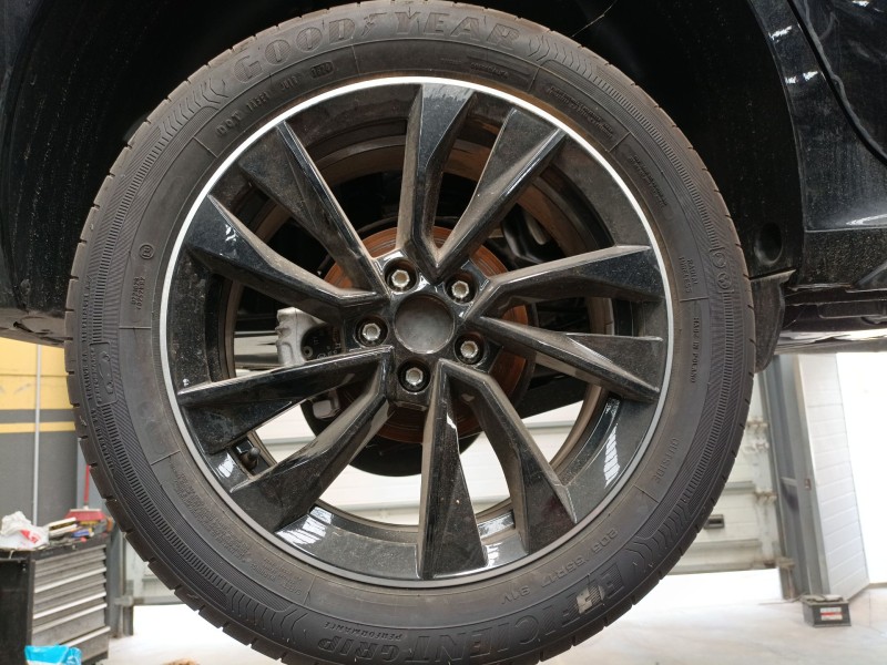 Recambio de juego llantas para skoda kamiq (nw4) 1.5 tsi referencia OEM IAM 205/55/17  