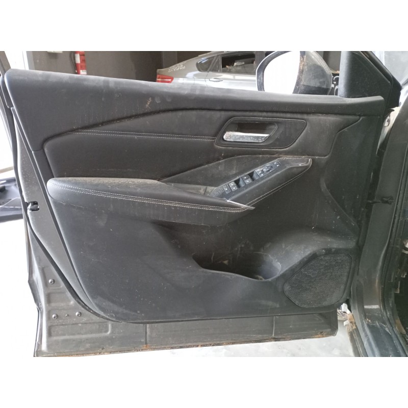 Recambio de guarnecido puerta delantera izquierda para nissan qashqai iii (j12) 1.5 vc-t referencia OEM IAM   