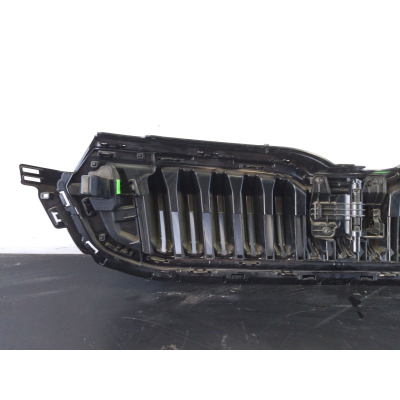 Recambio de rejilla delantera para skoda kamiq (nw4) 1.5 tsi referencia OEM IAM   