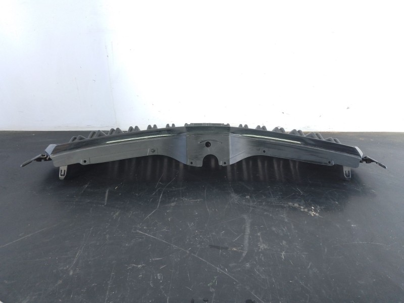 Recambio de rejilla delantera para skoda kamiq (nw4) 1.5 tsi referencia OEM IAM   