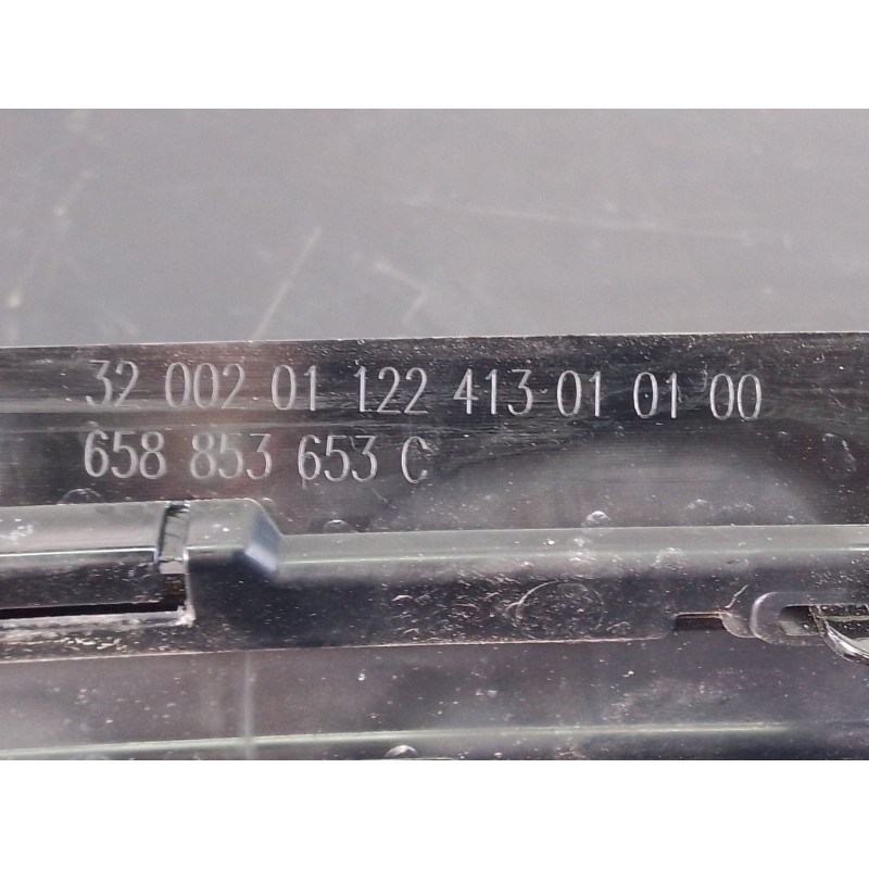 Recambio de rejilla delantera para skoda kamiq (nw4) 1.5 tsi referencia OEM IAM   