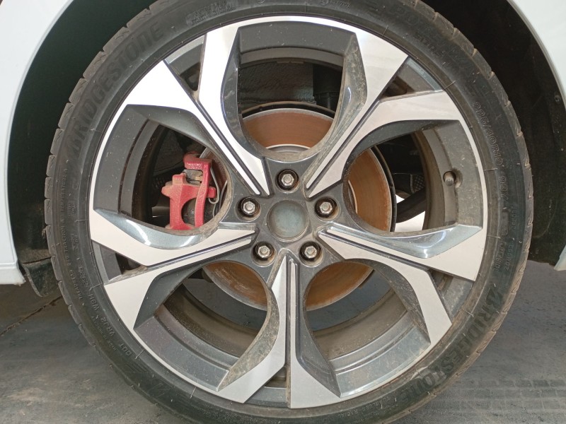 Recambio de juego llantas para skoda octavia vrs 2.0 tsi referencia OEM IAM 225/40/19  