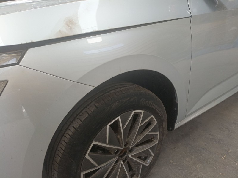 Recambio de aleta delantera izquierda para skoda kamiq (nw4) 1.0 tsi referencia OEM IAM   