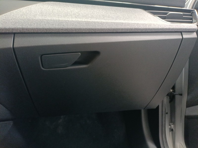 Recambio de guantera para skoda kamiq (nw4) 1.0 tsi referencia OEM IAM   