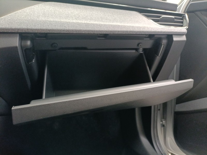 Recambio de guantera para skoda kamiq (nw4) 1.0 tsi referencia OEM IAM   