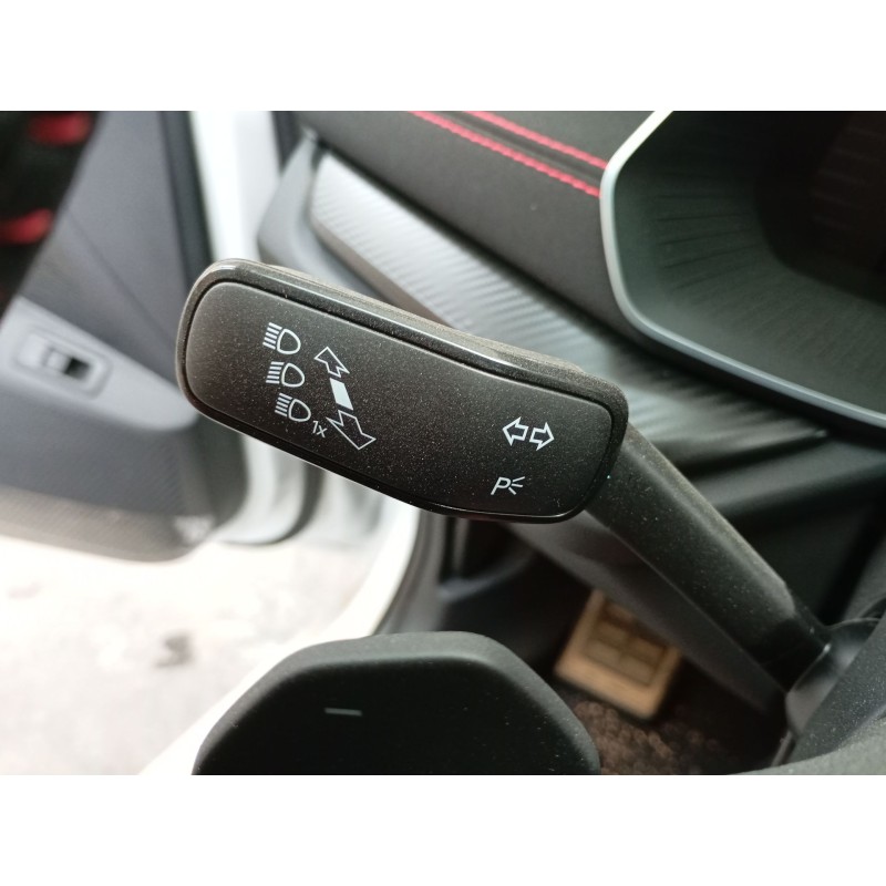 Recambio de mando intermitentes para skoda octavia vrs 2.0 tsi referencia OEM IAM   