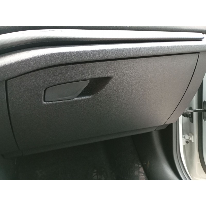 Recambio de guantera para skoda octavia vrs 2.0 tsi referencia OEM IAM   