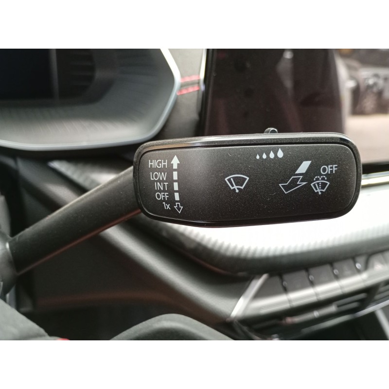 Recambio de mando limpia para skoda octavia vrs 2.0 tsi referencia OEM IAM   