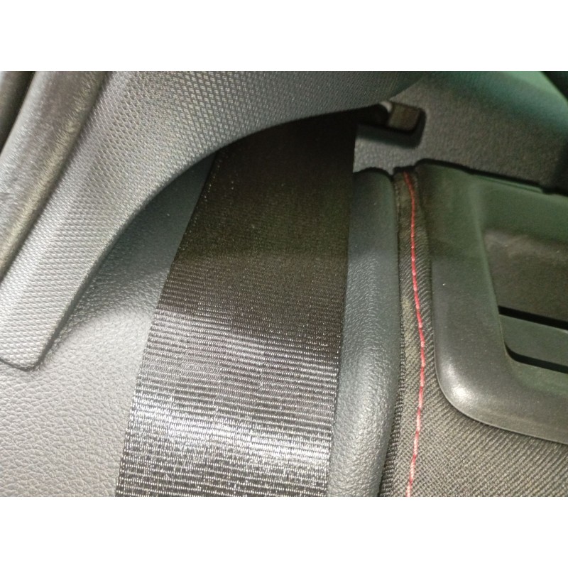 Recambio de cinturon seguridad trasero derecho para skoda octavia vrs 2.0 tsi referencia OEM IAM   