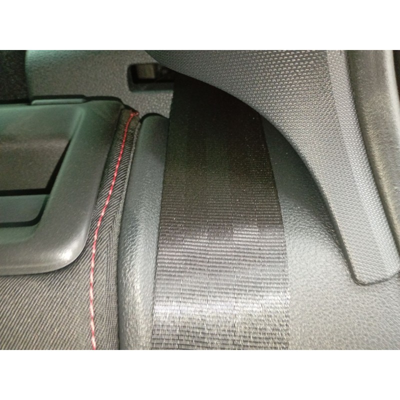 Recambio de cinturon seguridad trasero izquierdo para skoda octavia vrs 2.0 tsi referencia OEM IAM   
