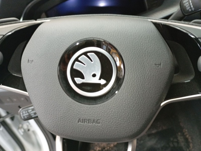 Recambio de kit airbag para skoda octavia vrs 2.0 tsi referencia OEM IAM   