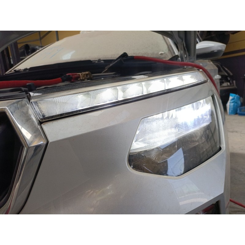 Recambio de faro izquierdo xenon para skoda kamiq (nw4) 1.0 tsi referencia OEM IAM 655941015B  