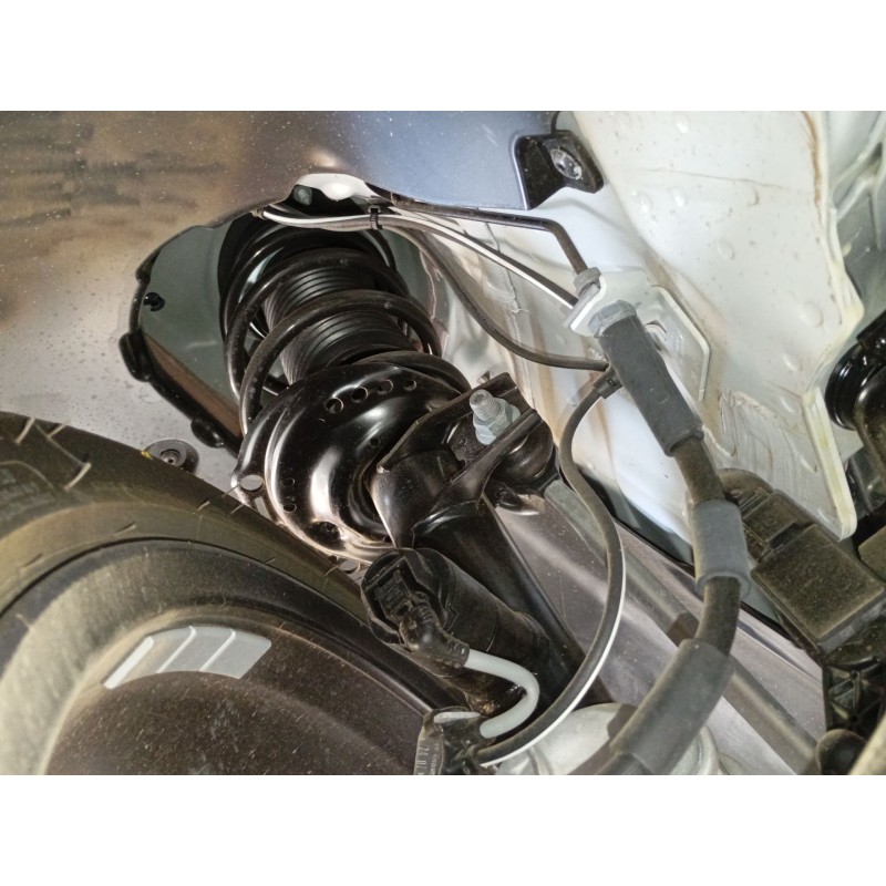 Recambio de amortiguador delantero izquierdo para skoda octavia vrs 2.0 tsi referencia OEM IAM   