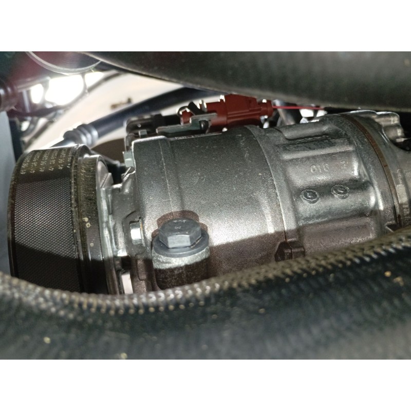 Recambio de compresor aire acondicionado para skoda octavia vrs 2.0 tsi referencia OEM IAM   