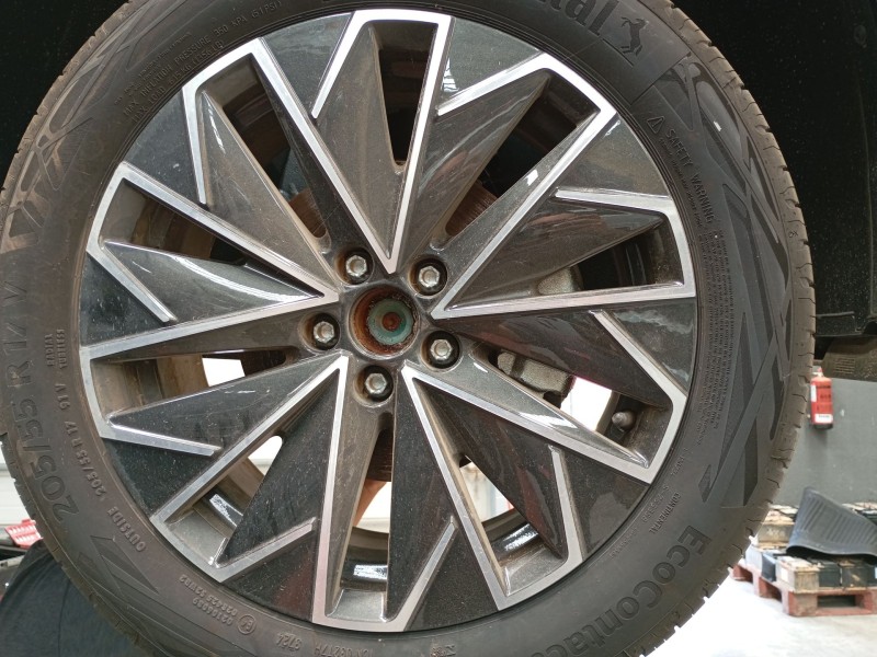 Recambio de juego llantas para skoda kamiq (nw4) 1.0 tsi referencia OEM IAM 205/55/17  