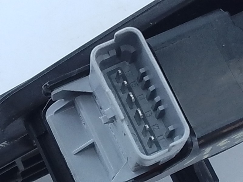 Recambio de elevalunas delantero izquierdo para peugeot 2008 (p1) active referencia OEM IAM   