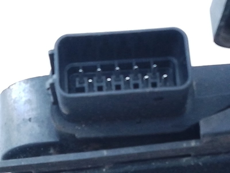 Recambio de cerradura puerta trasera izquierda para ford kuga (cbv) titanium referencia OEM IAM   