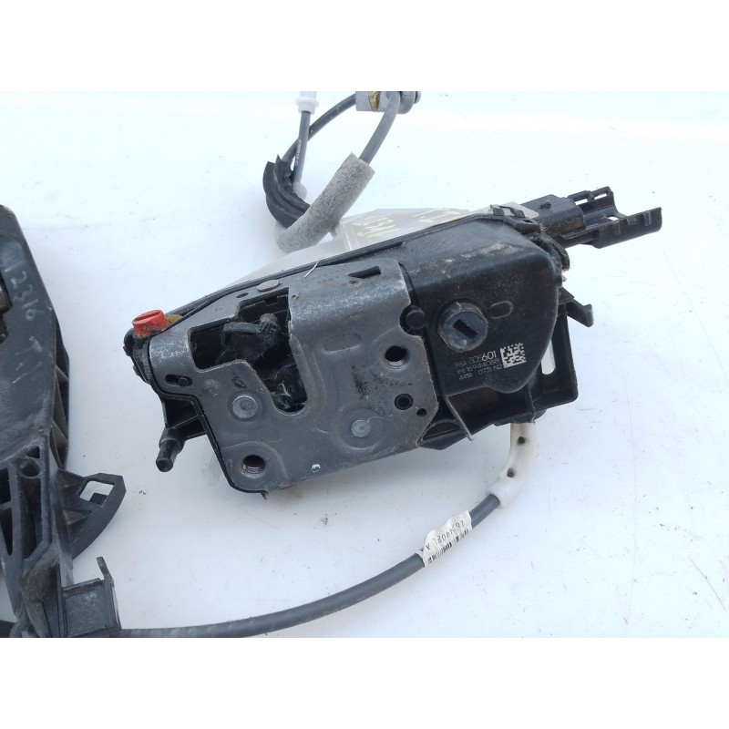 Recambio de cerradura puerta trasera izquierda para peugeot 2008 (p1) active referencia OEM IAM   