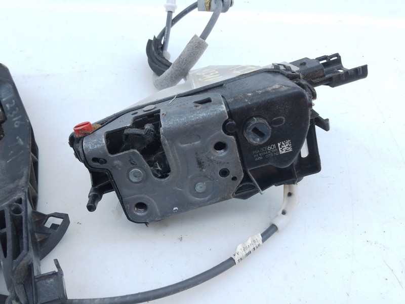 Recambio de cerradura puerta trasera izquierda para peugeot 2008 (p1) active referencia OEM IAM   