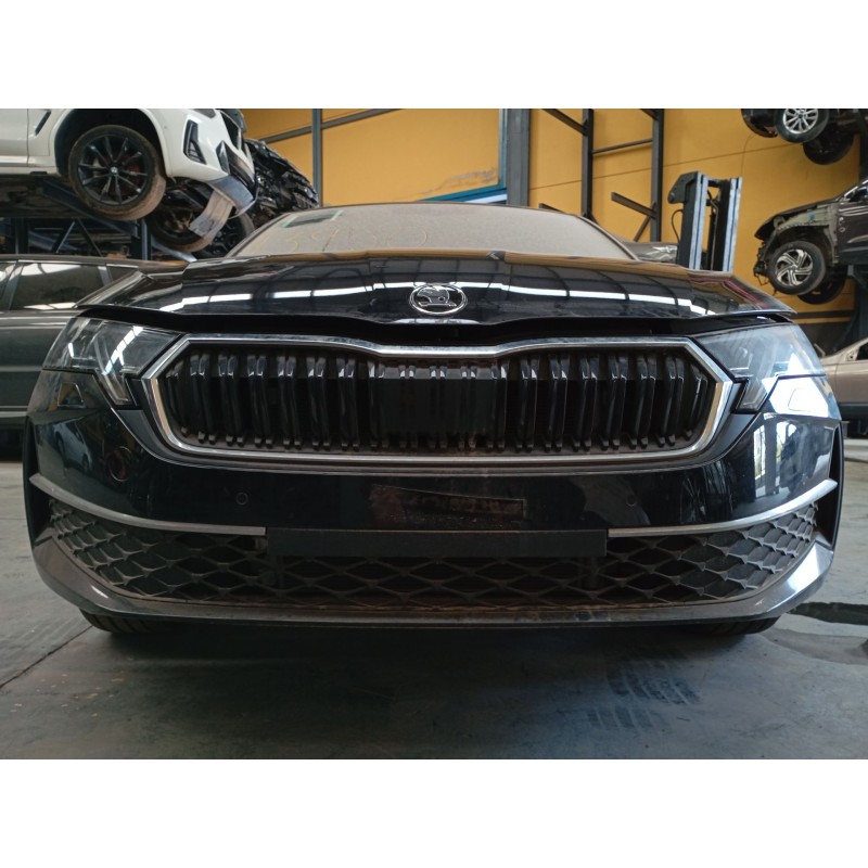 Recambio de paragolpes delantero para skoda octavia nx3 referencia OEM IAM   