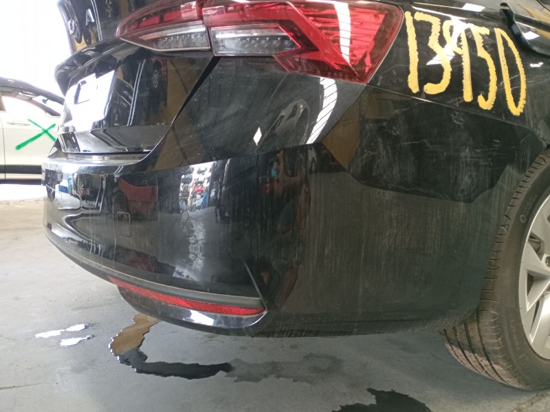 Recambio de paragolpes trasero para skoda octavia nx3 referencia OEM IAM   