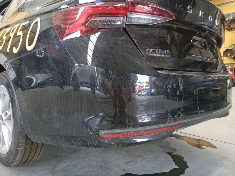 Recambio de paragolpes trasero para skoda octavia nx3 referencia OEM IAM   