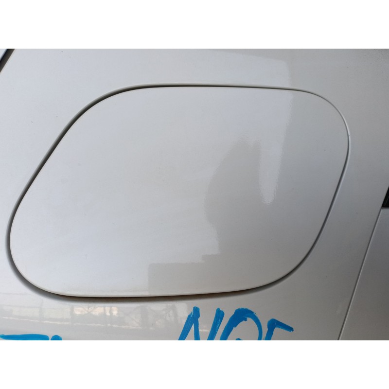 Recambio de tapa exterior combustible para kia sportage v (nq5) 1.6 t-gdi mhev referencia OEM IAM   