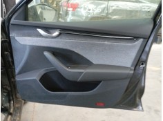 Recambio de guarnecido puerta delantera derecha para skoda octavia nx3 referencia OEM IAM   