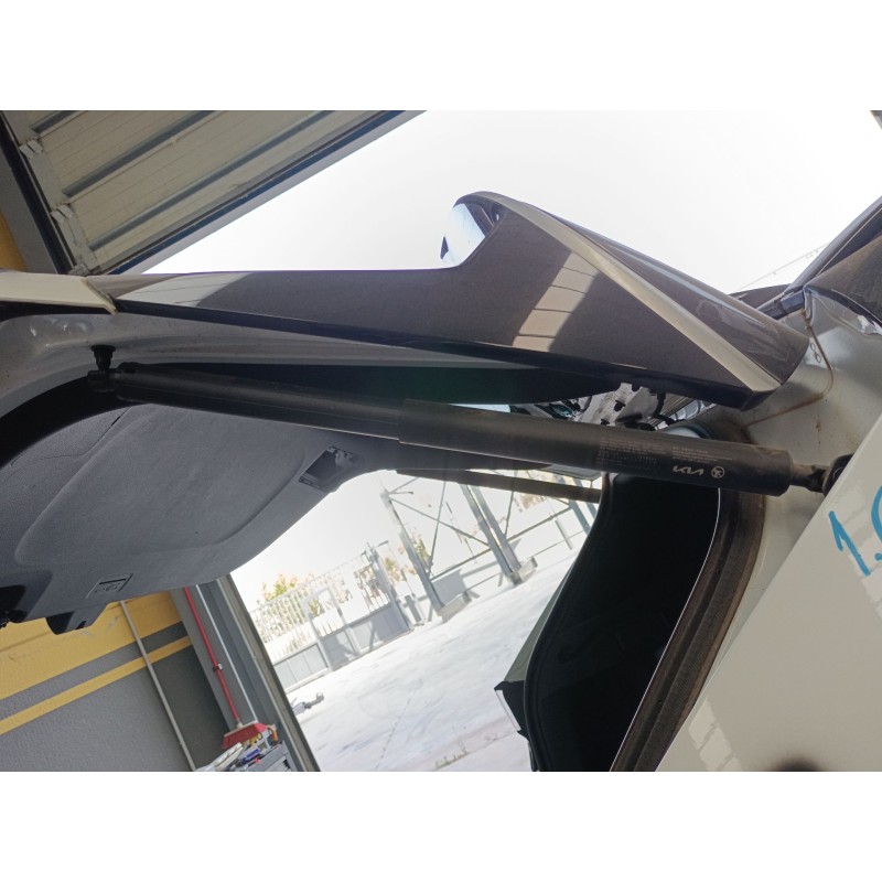 Recambio de amortiguadores maletero / porton para kia sportage v (nq5) 1.6 t-gdi mhev referencia OEM IAM 21992633622 81840R2100 